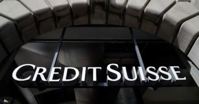 Credit Suisse Offers Help in Block-Trading Probe