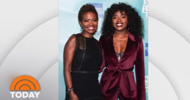 African American Mom And Her Daughter Make History On Broadway | TODAY