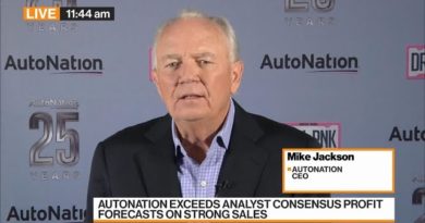 AutoNation CEO Sees Sustainably Strong U.S. Car Demand