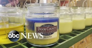 Candle company raises money for Ukraine