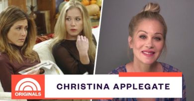 Christina Applegate Talks Playing Jennifer Aniston's Sister On 'Friends'
