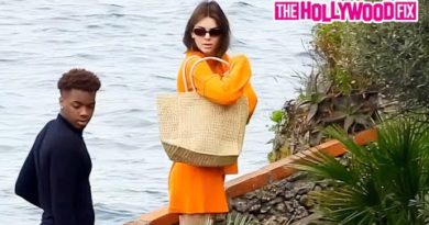 Kendall Jenner Arrives To The Kardashian Family Mansion Ahead Of Kourtney & Travis's Italian Wedding