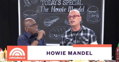 'Deal or No Deal' Host Howie Mandel Makes His First Sandwich EVER! | COLD CUTS