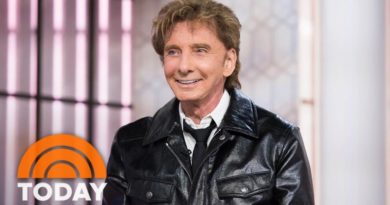 Barry Manilow Talks Coming Out, New Music And Success Of ‘Copacabana’ | TODAY