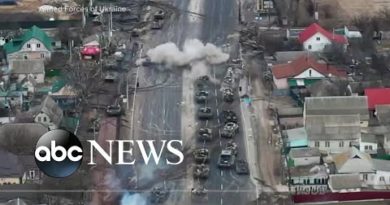 Russian tanks, armored vehicles ambushed outside Kyiv l WNT