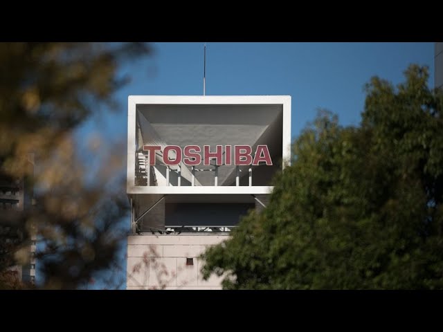 Toshiba to Drop Two Board Members