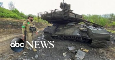 Ukrainian forces push Russian troops back near Kharkiv | WNT