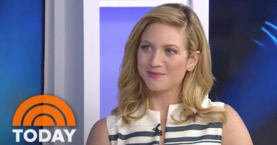 Brittany Snow, Hailee Steinfeld Talk ‘Pitch Perfect 2’ | TODAY