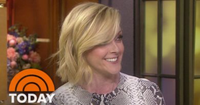 'Unbreakable Kimmy Schmidt' Stars Play 3 Truths And A Lie  | TODAY